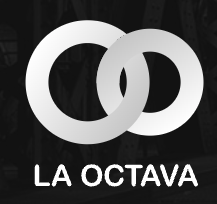 Logo for La Octava, a Programa Manitos partner, featuring two overlapping white circles forming an infinity-like shape.